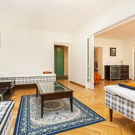 טאלין 3 Room Central Apartmend 90M2 Parking For One Car Fifth Floor And The Building Does Not Have An Elevator מראה חיצוני תמונה