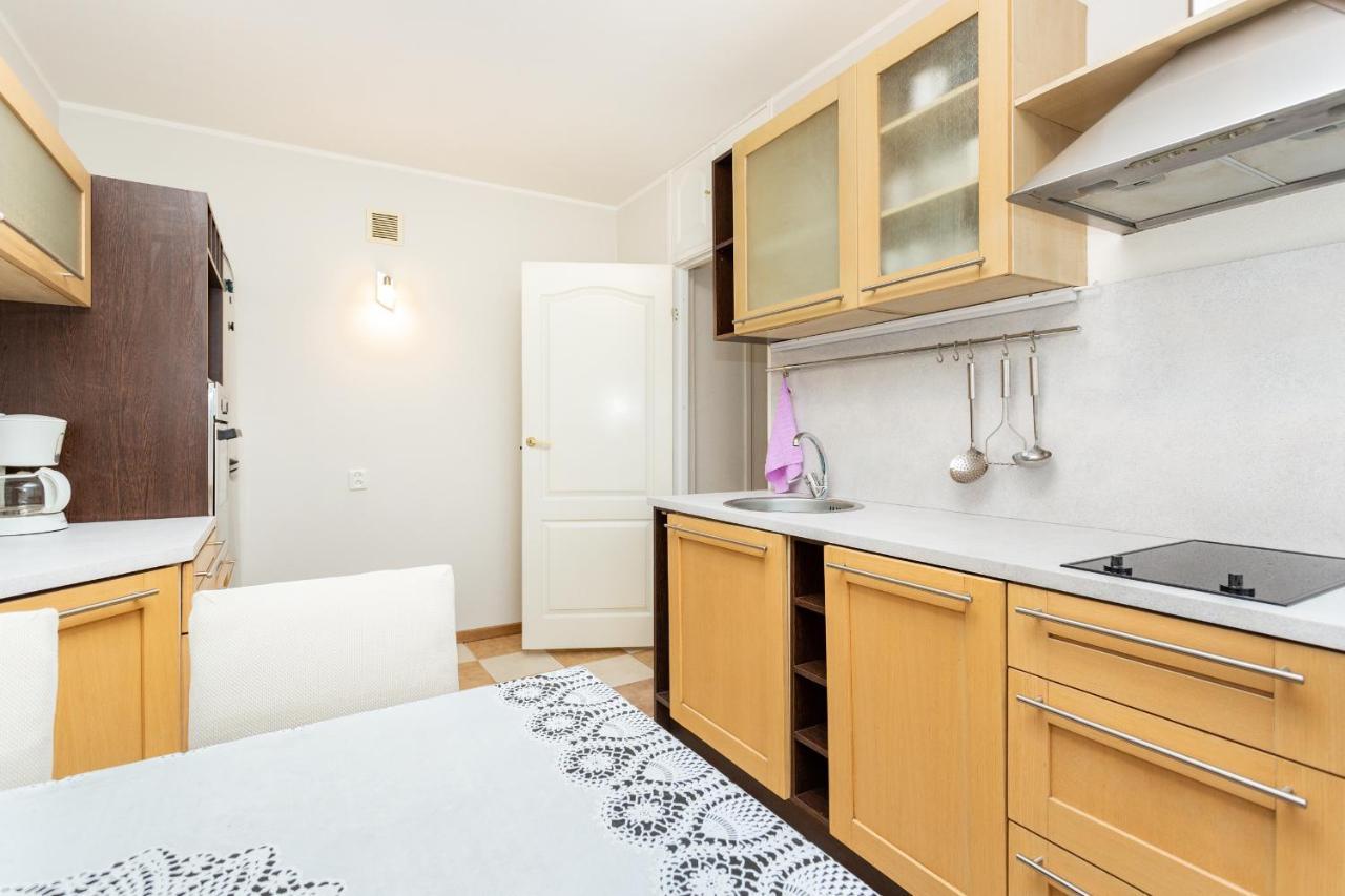 טאלין 3 Room Central Apartmend 90M2 Parking For One Car Fifth Floor And The Building Does Not Have An Elevator מראה חיצוני תמונה
