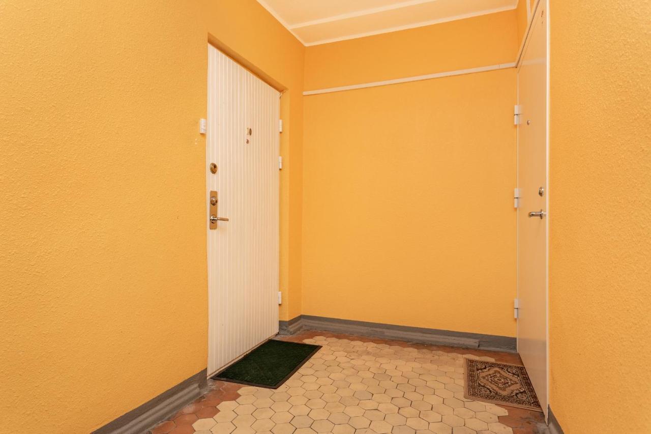 טאלין 3 Room Central Apartmend 90M2 Parking For One Car Fifth Floor And The Building Does Not Have An Elevator מראה חיצוני תמונה