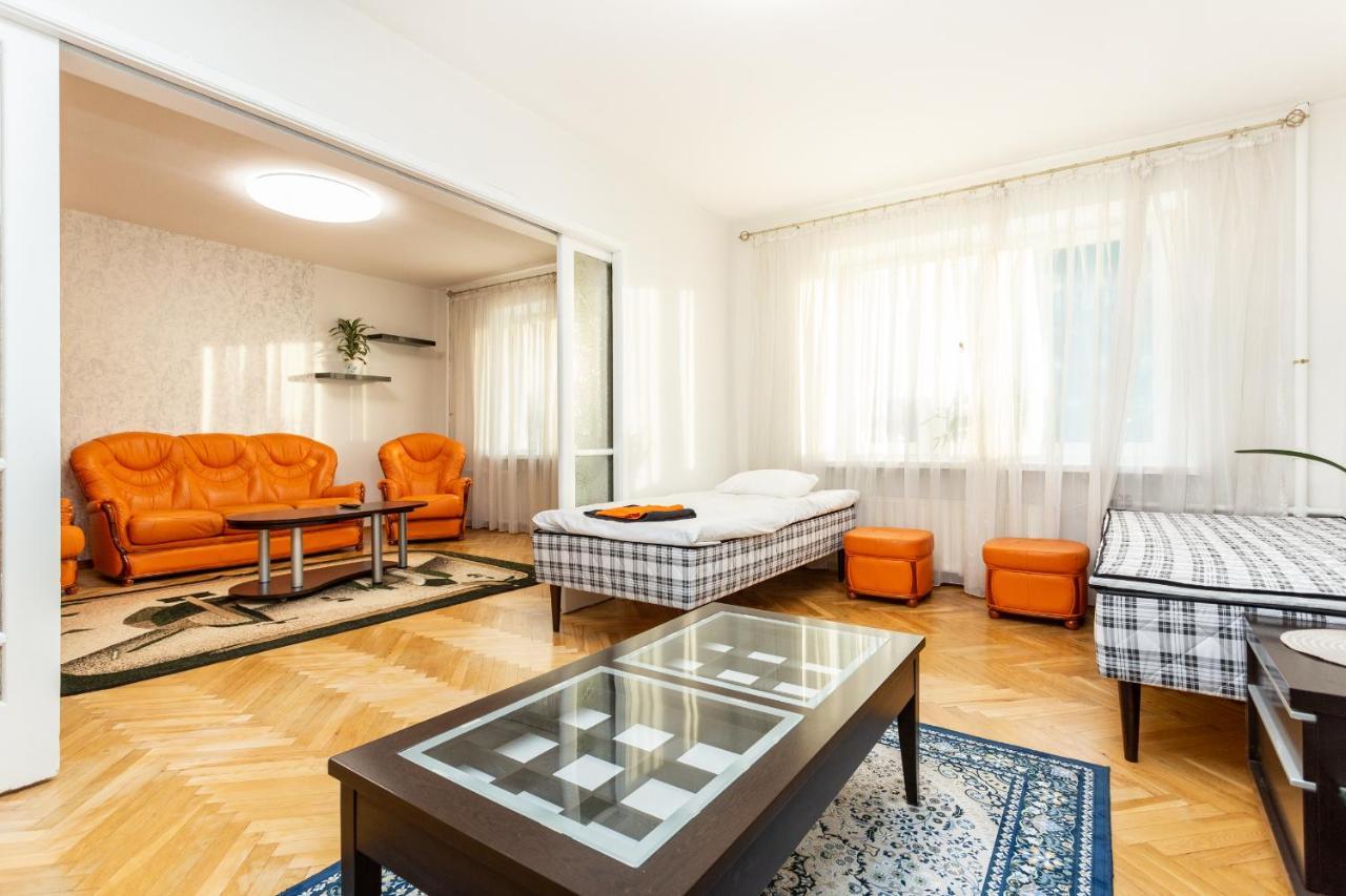 טאלין 3 Room Central Apartmend 90M2 Parking For One Car Fifth Floor And The Building Does Not Have An Elevator מראה חיצוני תמונה
